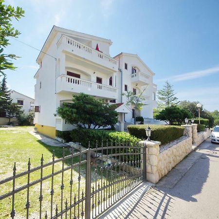 Apartments Beach Vrsi Bagian luar foto